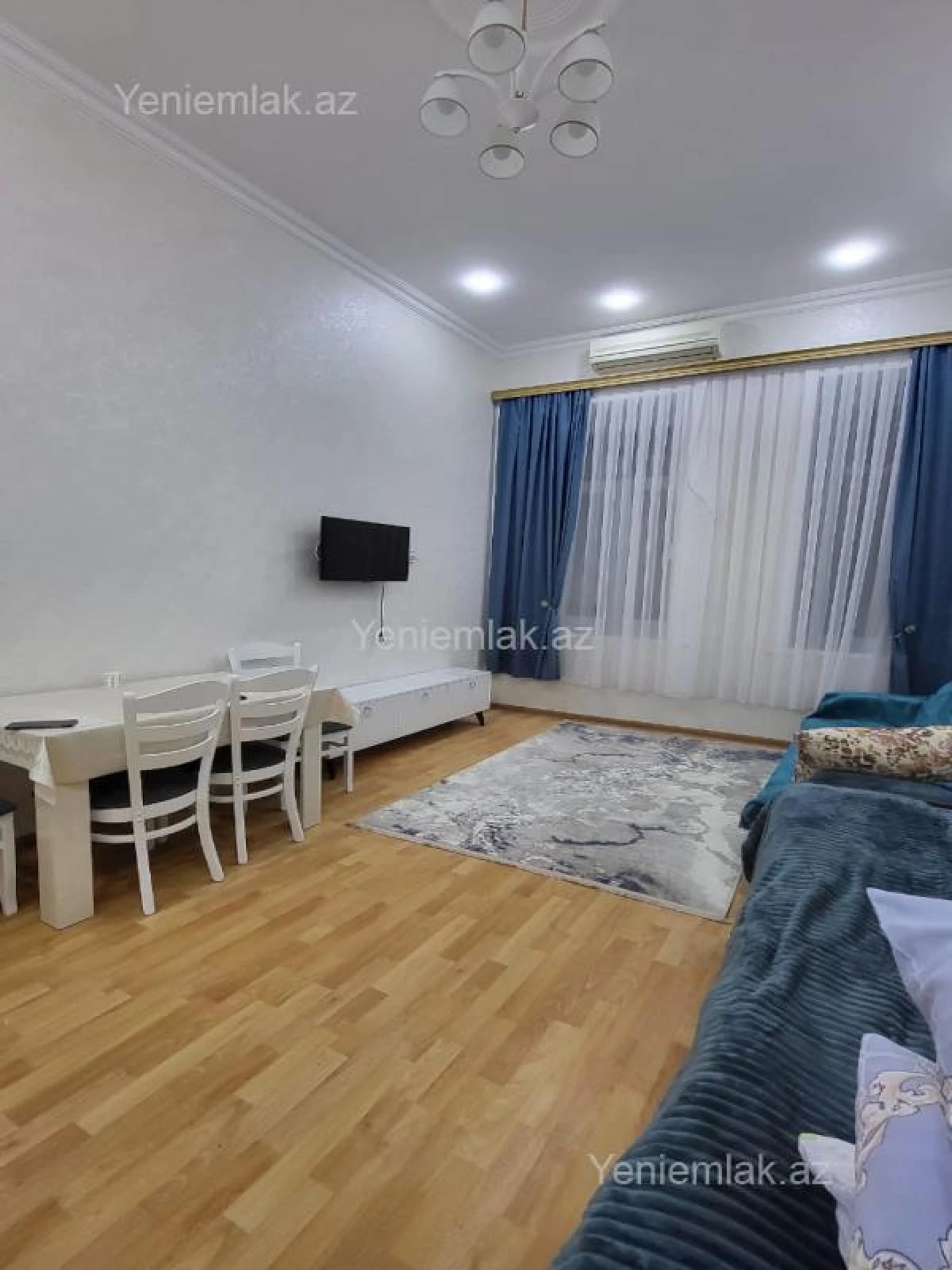Satılır 1 otaqlı köhnə tikili 32 m²