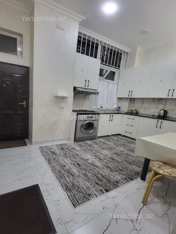 Satılır 1 otaqlı köhnə tikili 32 m²