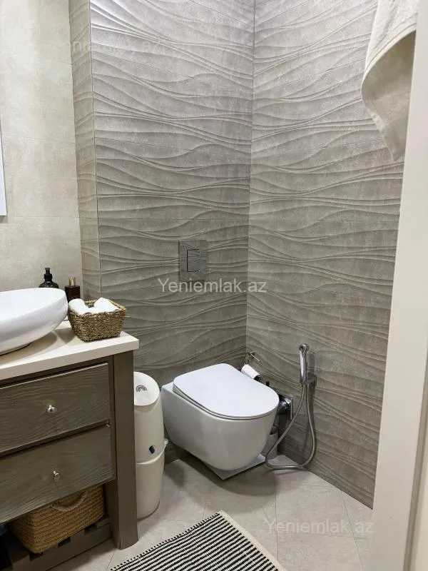 Satılır 2 otaqlı köhnə tikili 50 m²