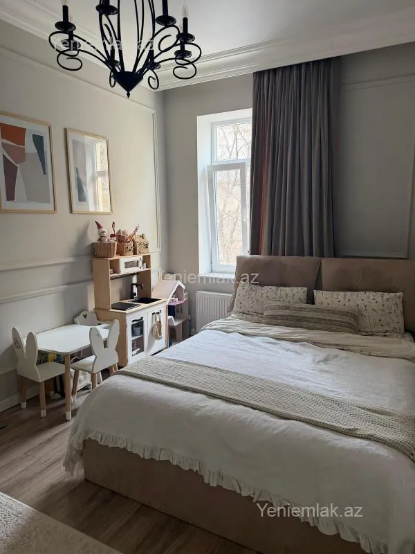 Satılır 2 otaqlı köhnə tikili 50 m²