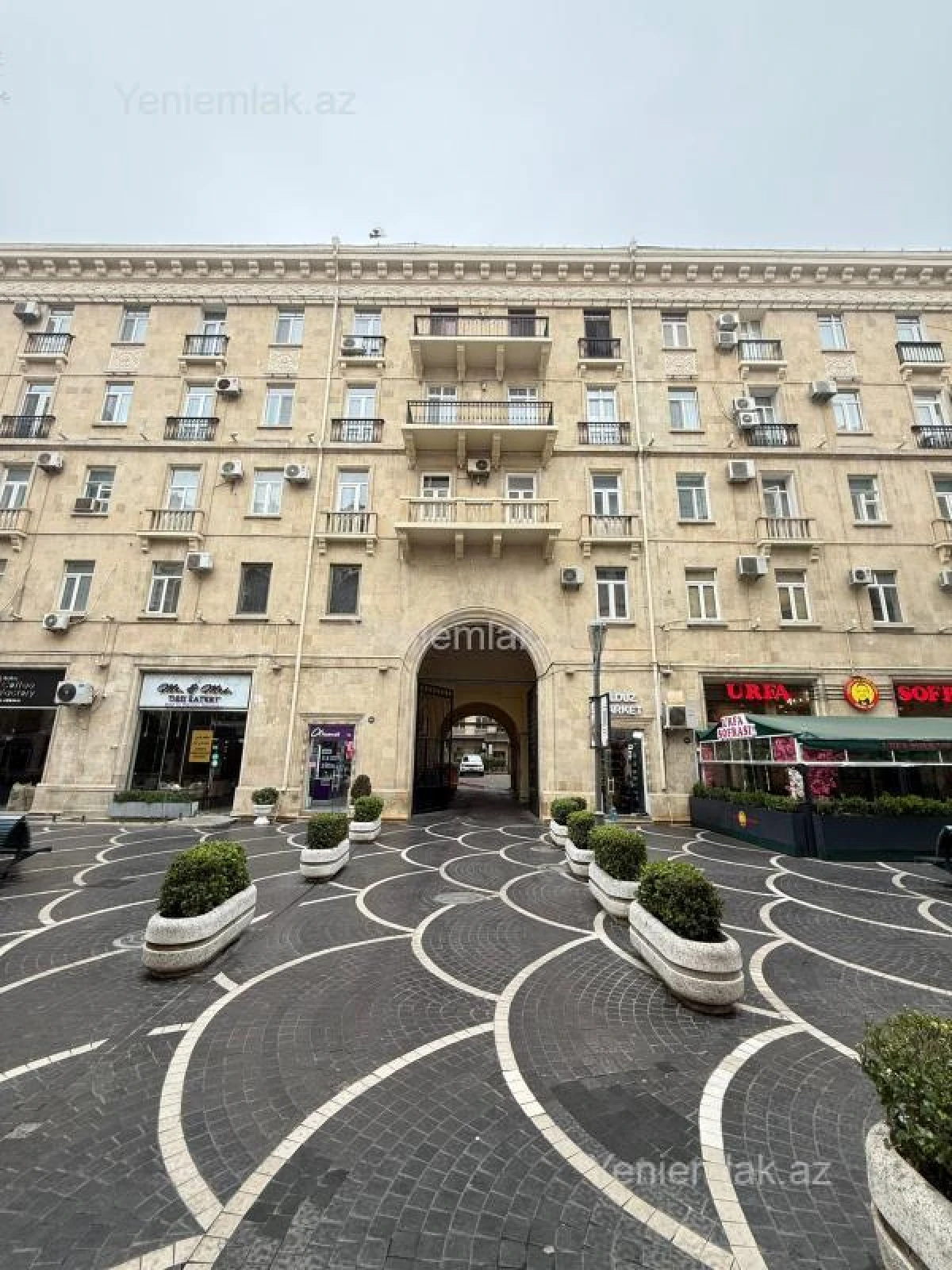 Satılır 2 otaqlı köhnə tikili 50 m²