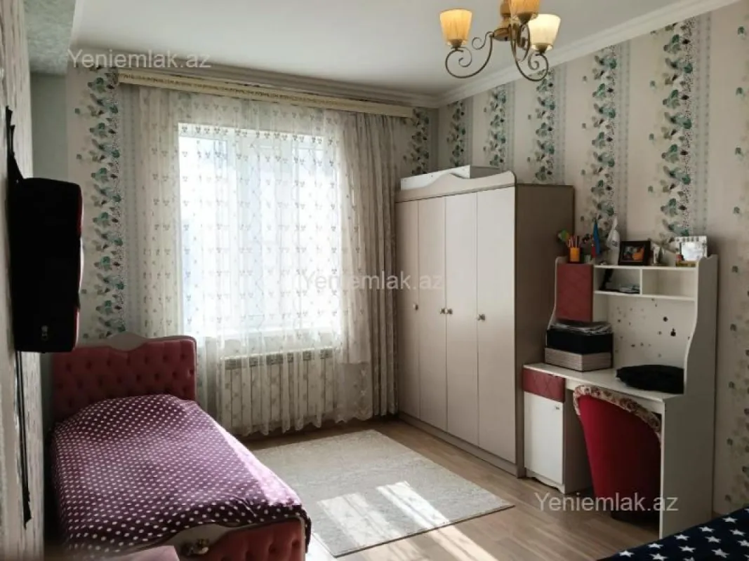 Satılır 3 otaqlı yeni tikili 90 m²
