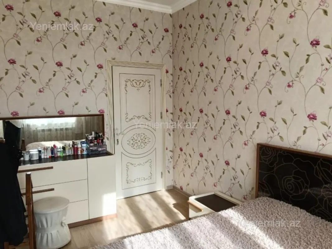 Satılır 3 otaqlı yeni tikili 90 m²