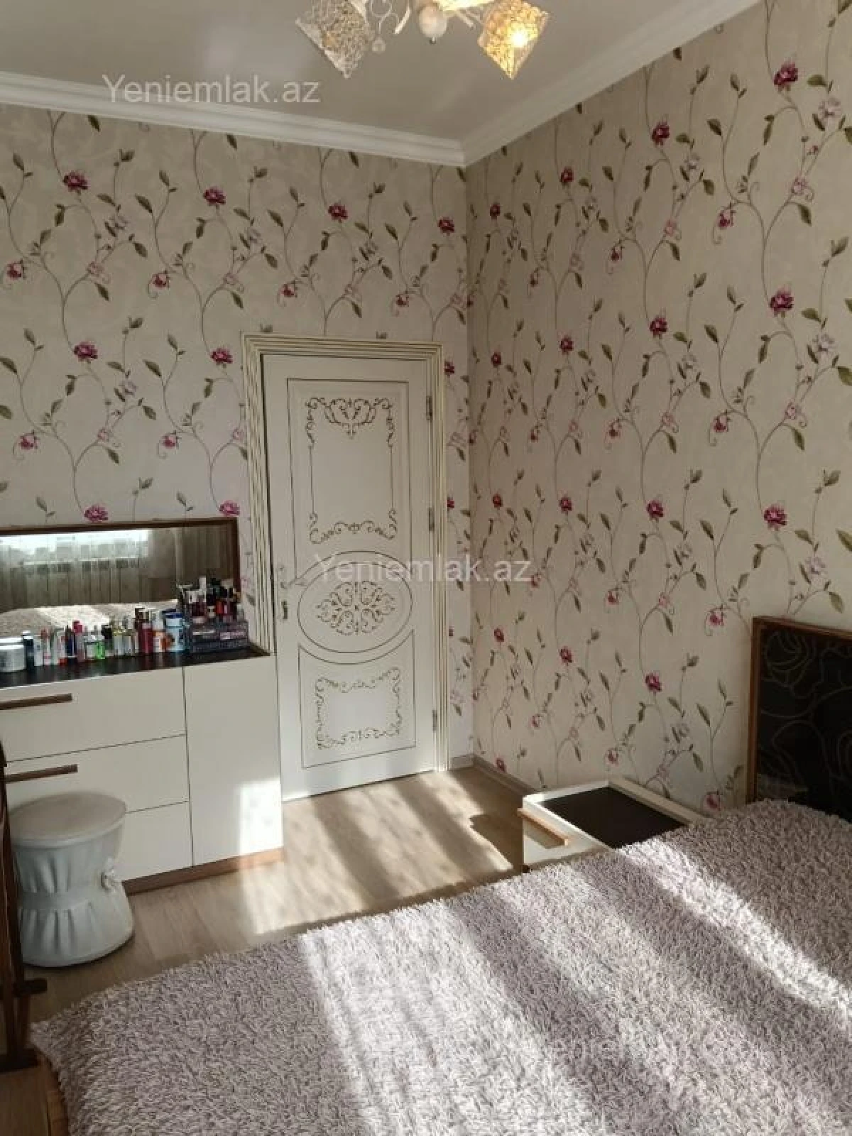 Satılır 3 otaqlı yeni tikili 90 m²