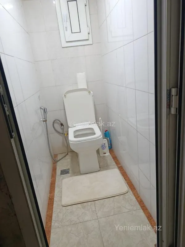 Satılır 2 otaqlı köhnə tikili 55 m²