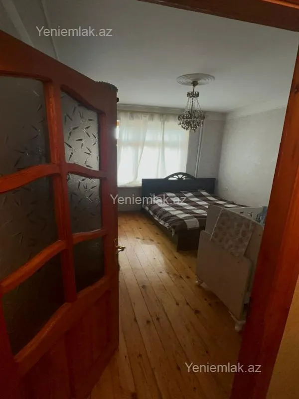 Satılır 2 otaqlı köhnə tikili 48 m²