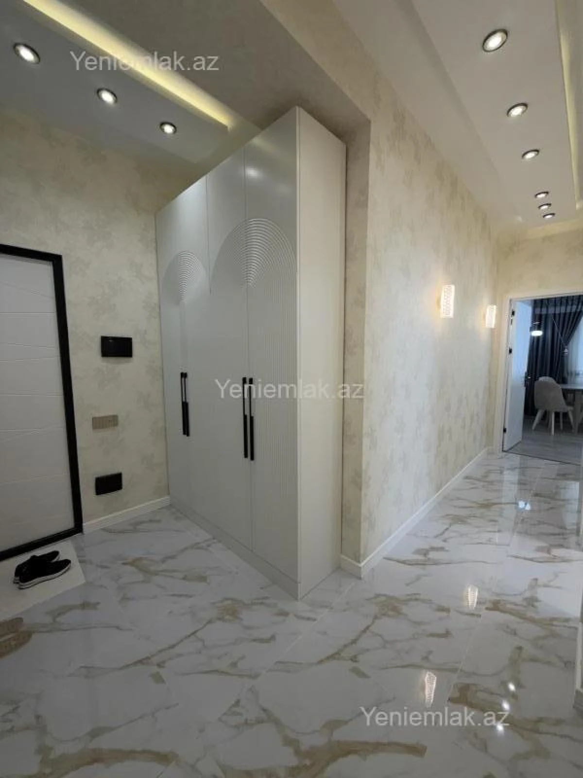 Satılır 2 otaqlı yeni tikili 85 m²