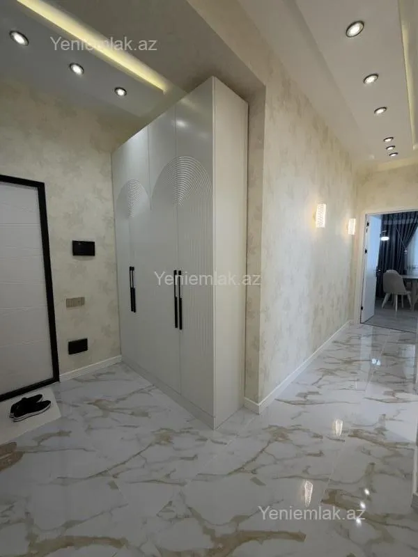 Satılır 2 otaqlı yeni tikili 85 m²