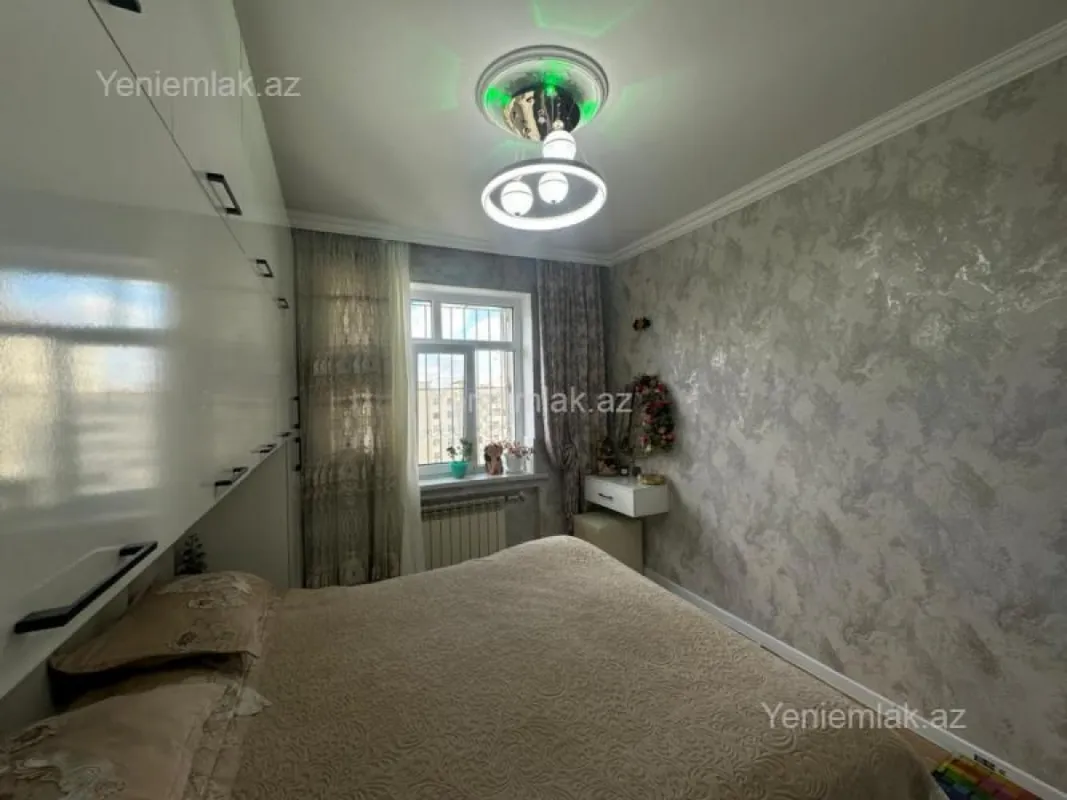 Satılır 2 otaqlı köhnə tikili 60 m²