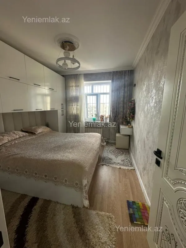 Satılır 2 otaqlı köhnə tikili 60 m²