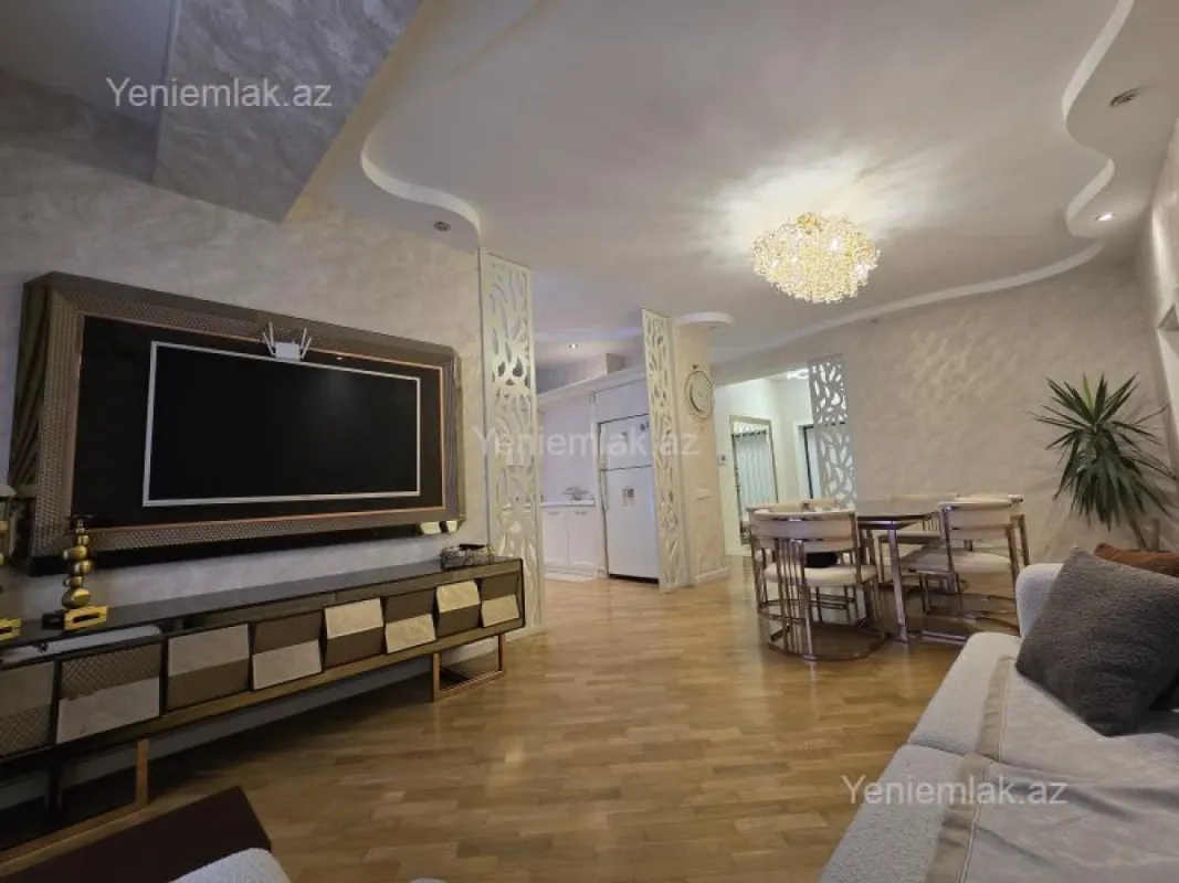 Satılır 3 otaqlı yeni tikili 120 m²