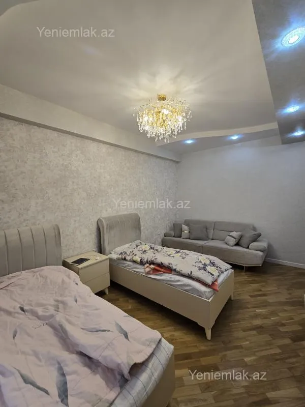 Satılır 3 otaqlı yeni tikili 120 m²
