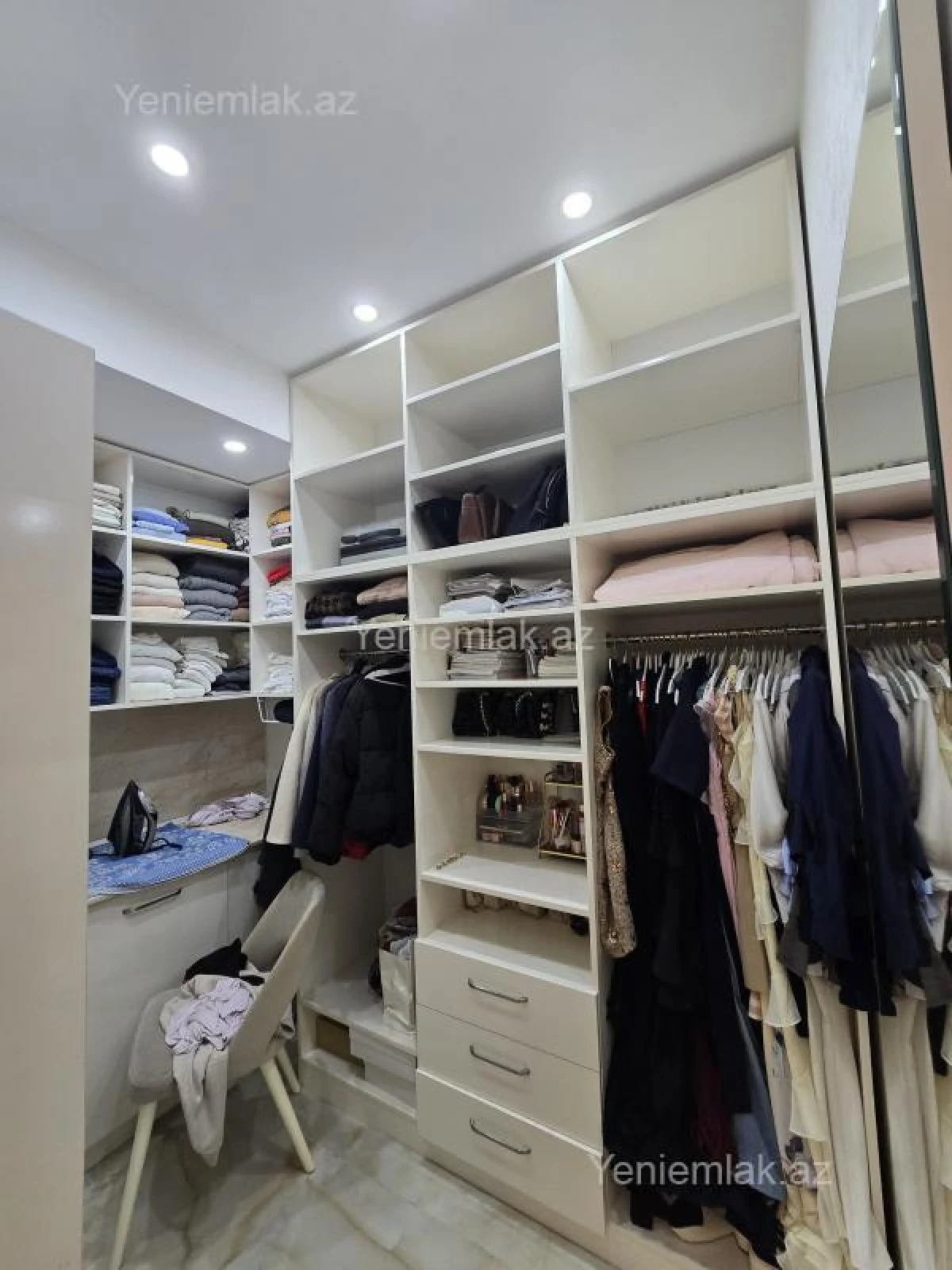 Satılır 3 otaqlı yeni tikili 120 m²