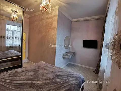 Satılır 1 otaqlı köhnə tikili 60 m²