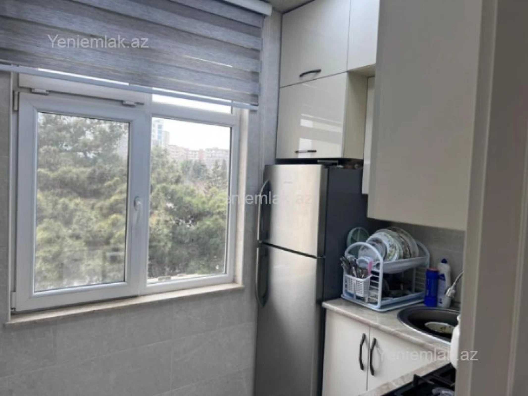 Satılır 3 otaqlı köhnə tikili 70 m²
