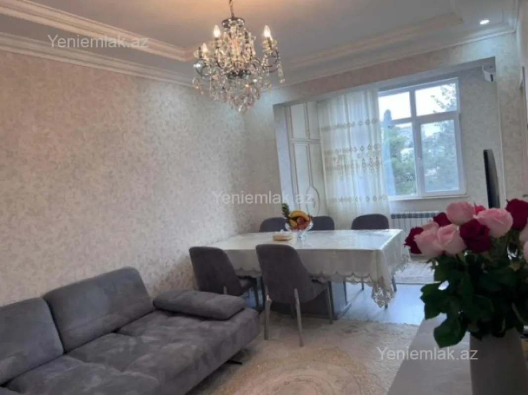 Satılır 3 otaqlı köhnə tikili 70 m²