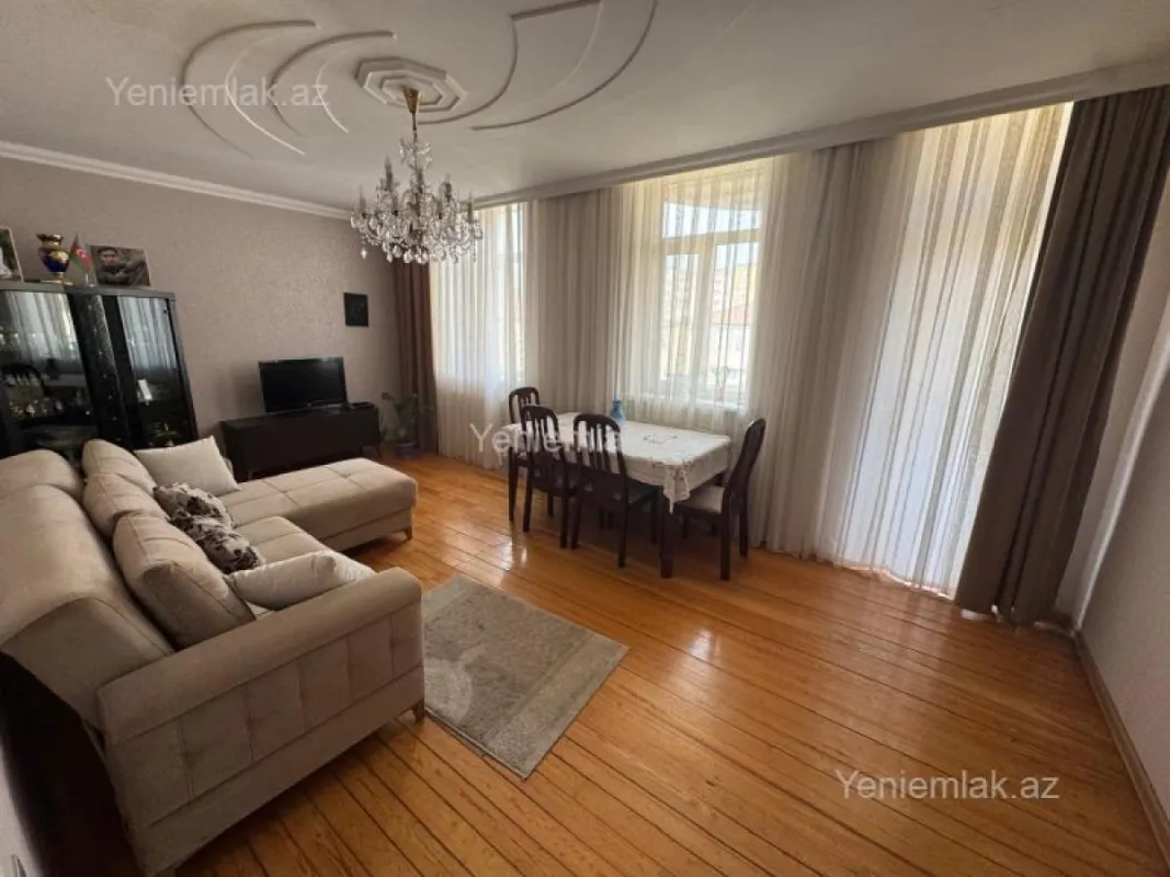 Satılır 3 otaqlı yeni tikili 100 m²