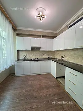 Satılır 3 otaqlı yeni tikili 82 m²