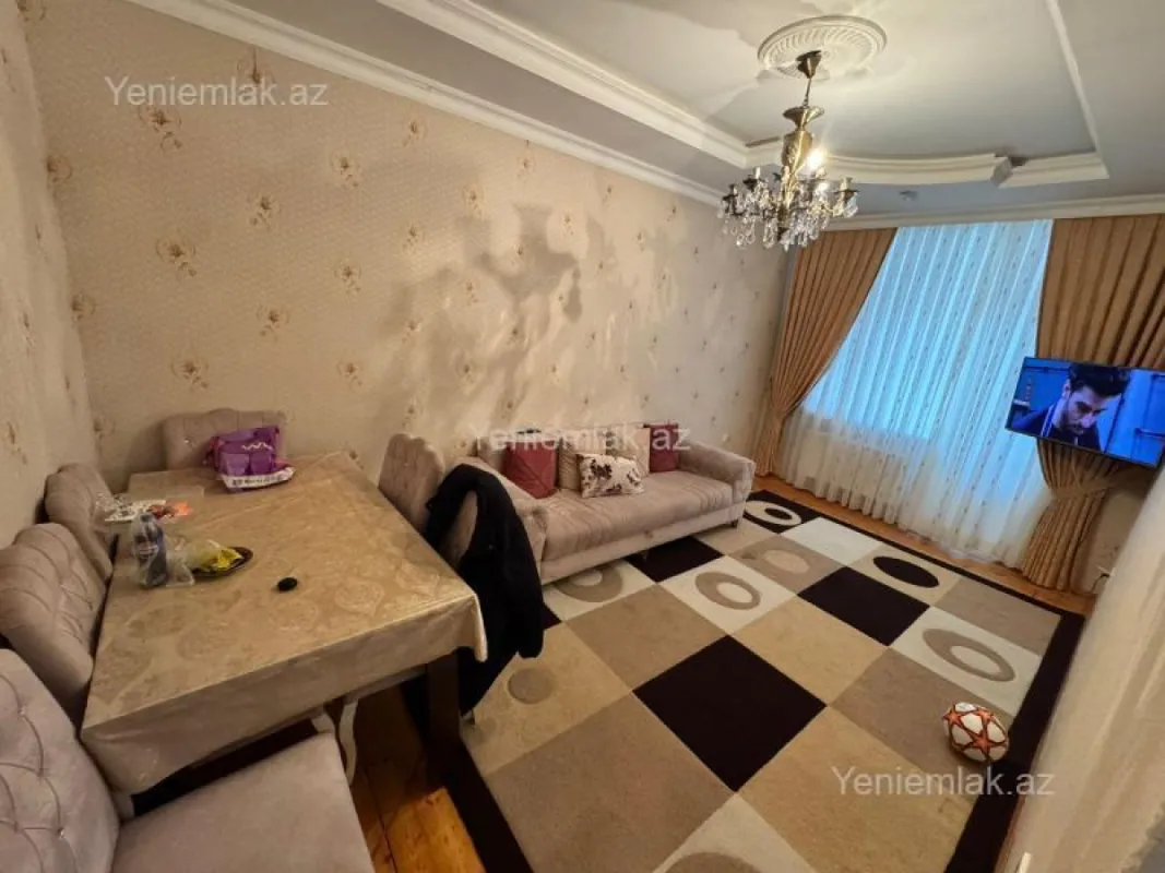 Satılır 3 otaqlı yeni tikili 80 m²