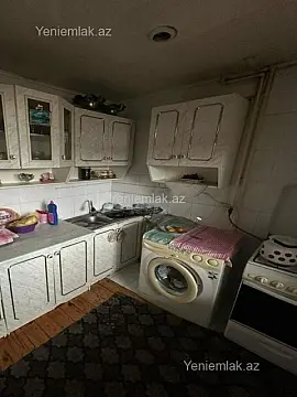 Satılır 2 otaqlı köhnə tikili 60 m²