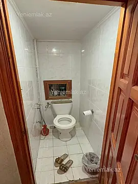 Satılır 2 otaqlı köhnə tikili 60 m²