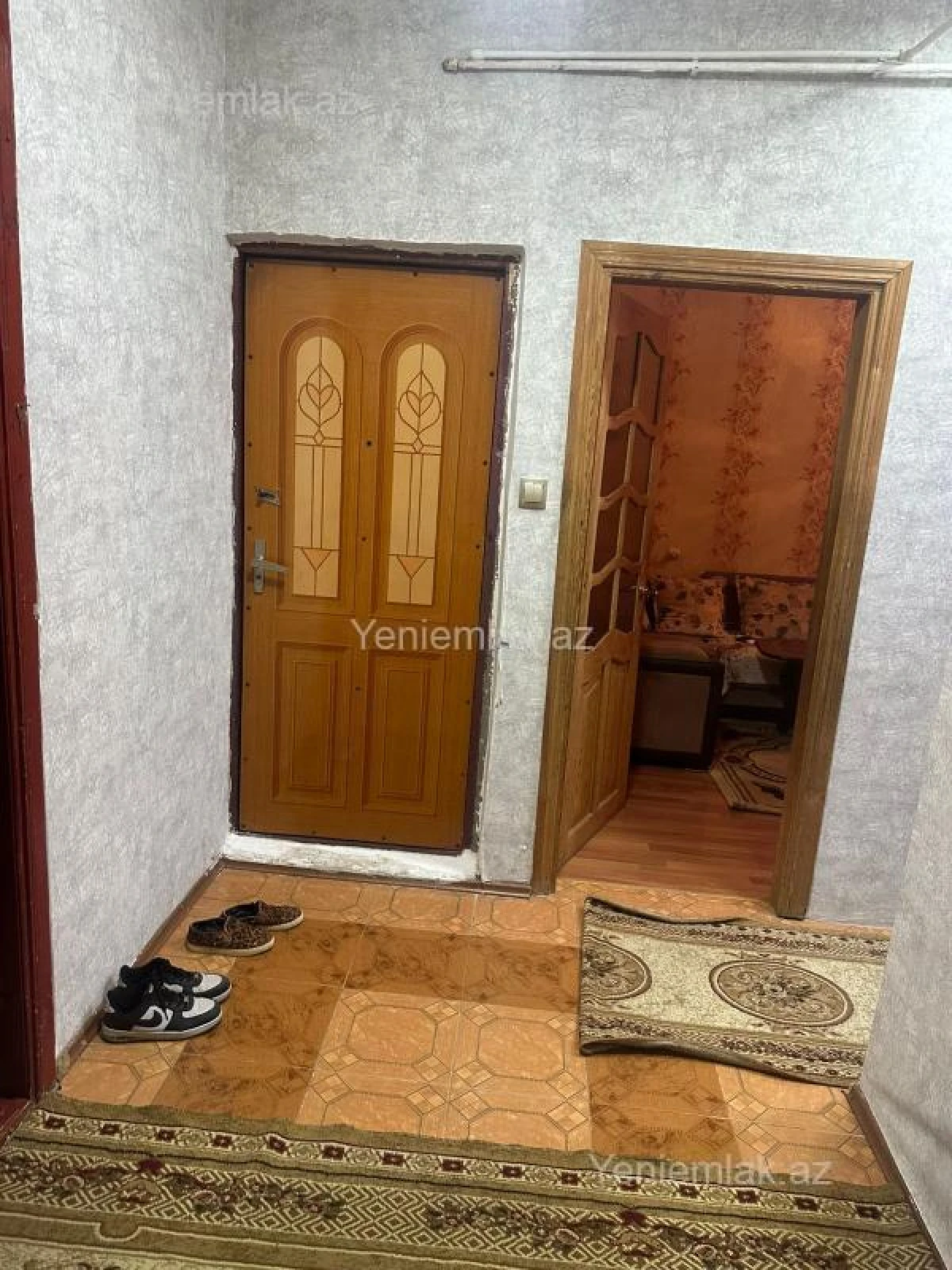 Satılır 2 otaqlı köhnə tikili 65 m²