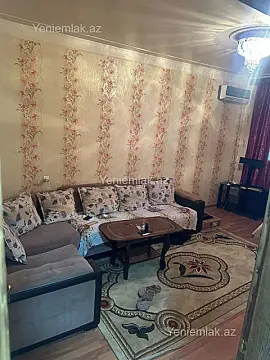 Satılır 2 otaqlı köhnə tikili 65 m²