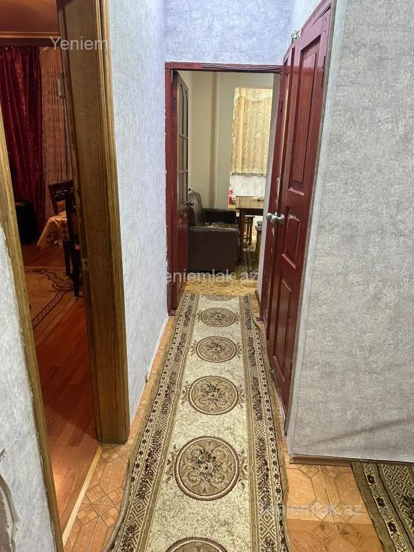 Satılır 2 otaqlı köhnə tikili 65 m²