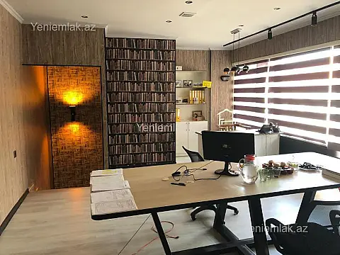 Satılır 3 otaqlı ofis 105 m²