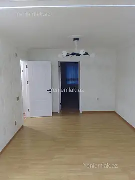 Satılır 3 otaqlı köhnə tikili 70 m²