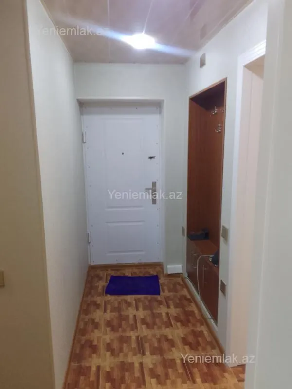 Satılır 3 otaqlı köhnə tikili 70 m²