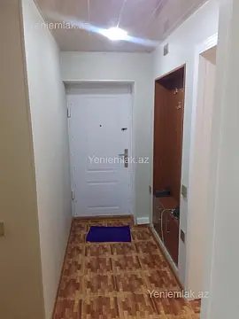 Satılır 3 otaqlı köhnə tikili 70 m²