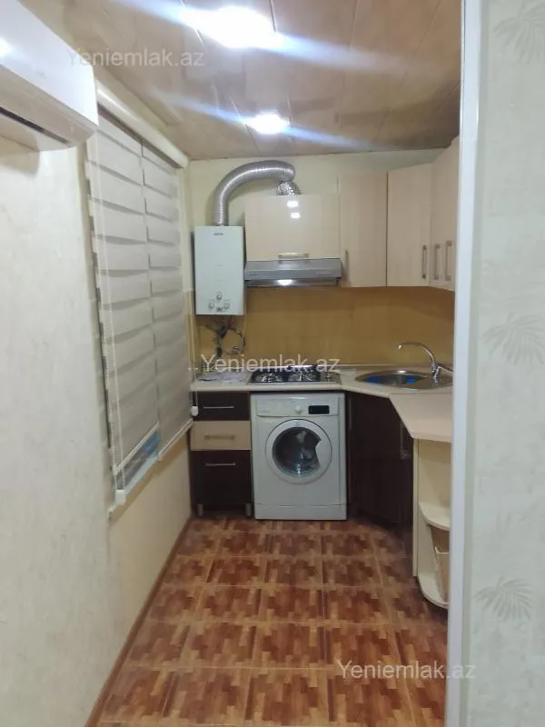 Satılır 3 otaqlı köhnə tikili 70 m²