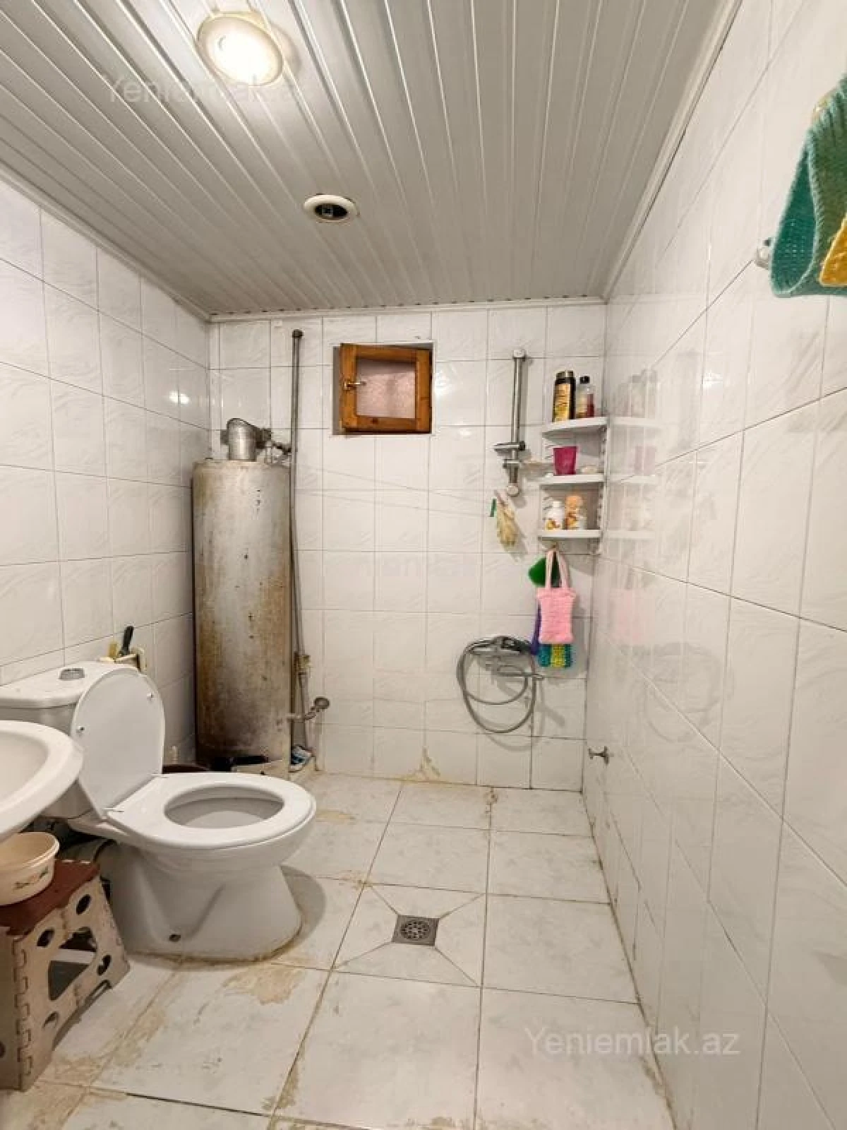Satılır 2 otaqlı köhnə tikili 55 m²