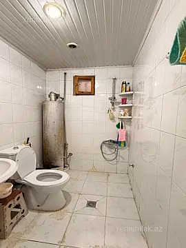Satılır 2 otaqlı köhnə tikili 55 m²