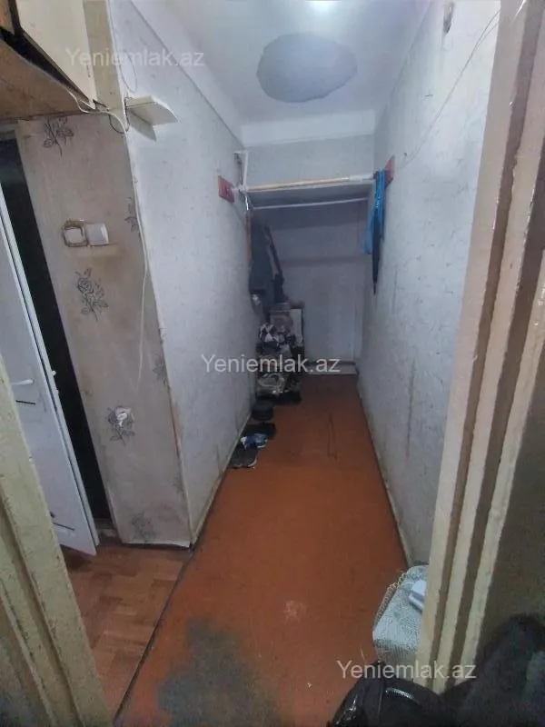 Satılır 2 otaqlı köhnə tikili 55 m²