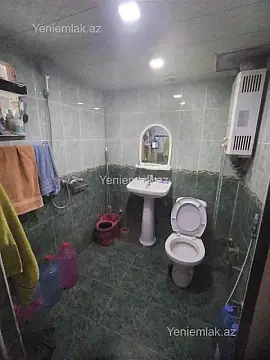 Satılır 2 otaqlı köhnə tikili 55 m²