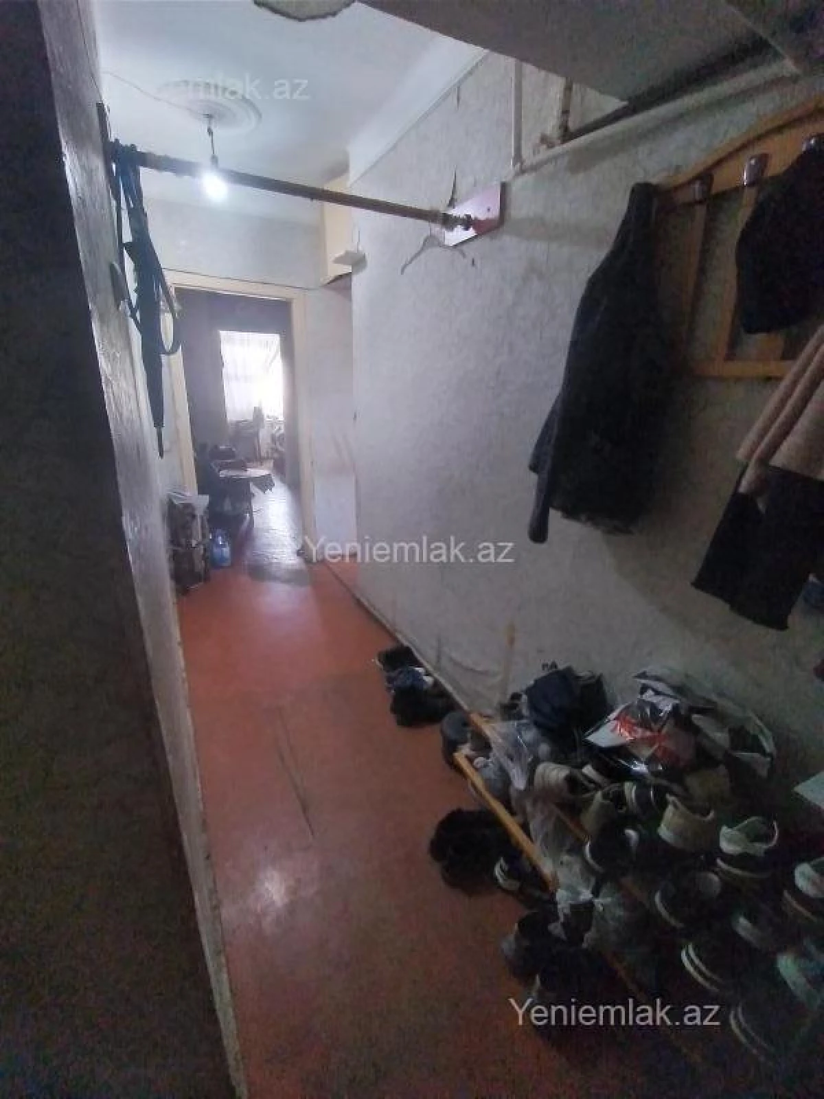 Satılır 2 otaqlı köhnə tikili 55 m²