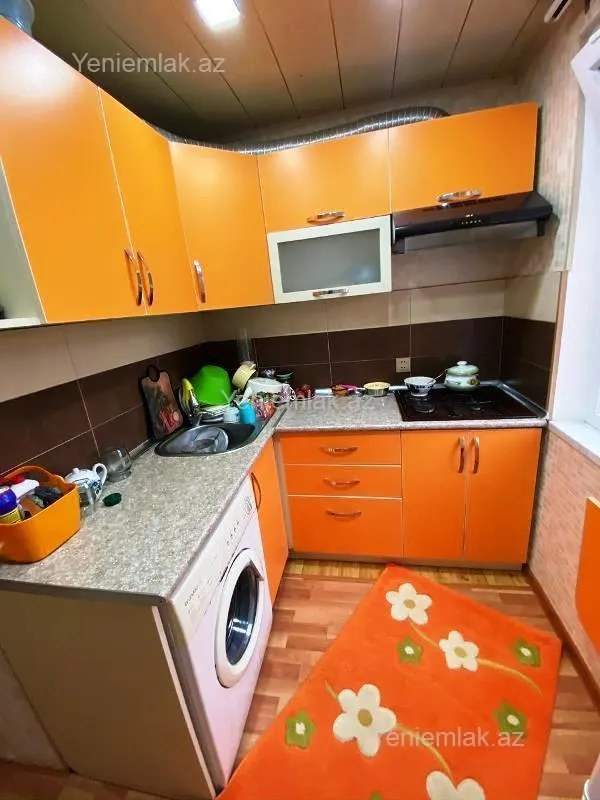 Satılır 3 otaqlı köhnə tikili 55 m²