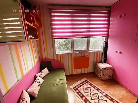 Satılır 3 otaqlı köhnə tikili 55 m²