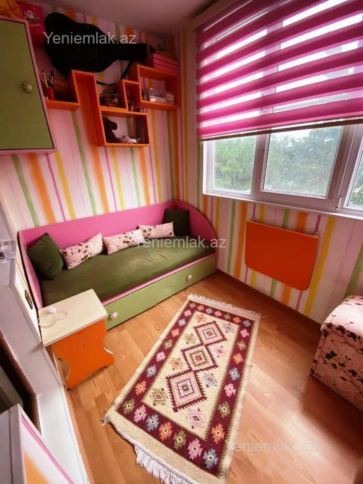 Satılır 3 otaqlı köhnə tikili 55 m²