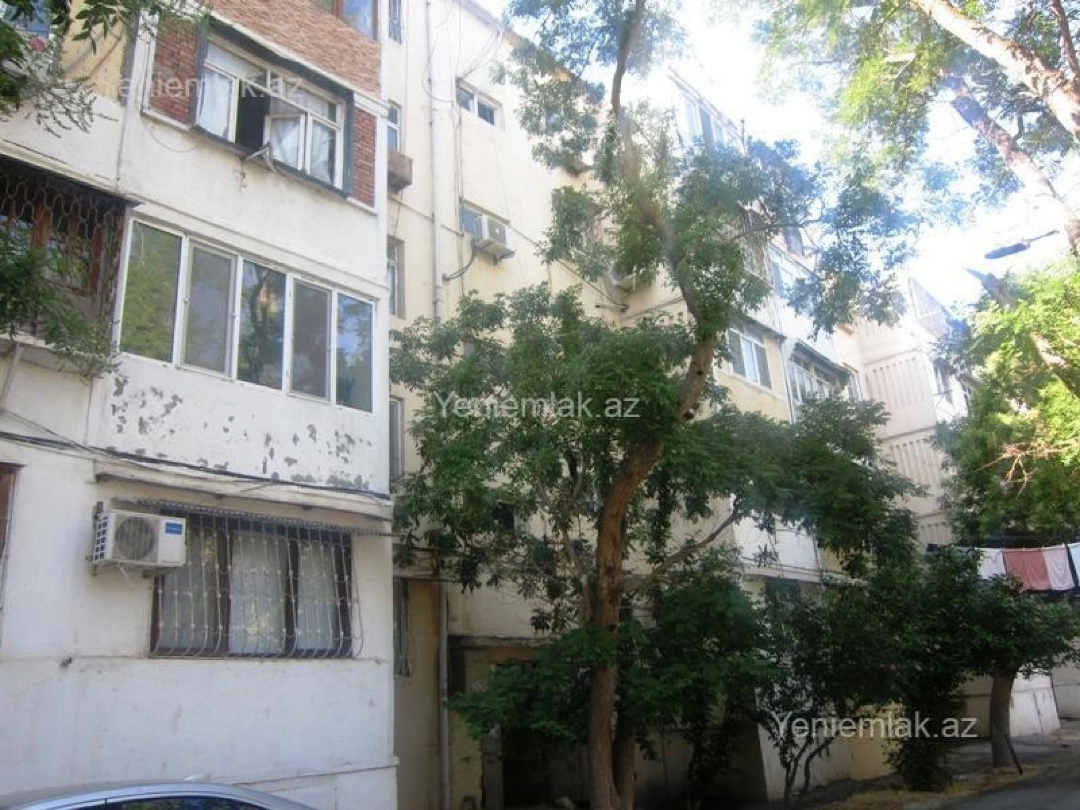 Satılır 3 otaqlı köhnə tikili 55 m²