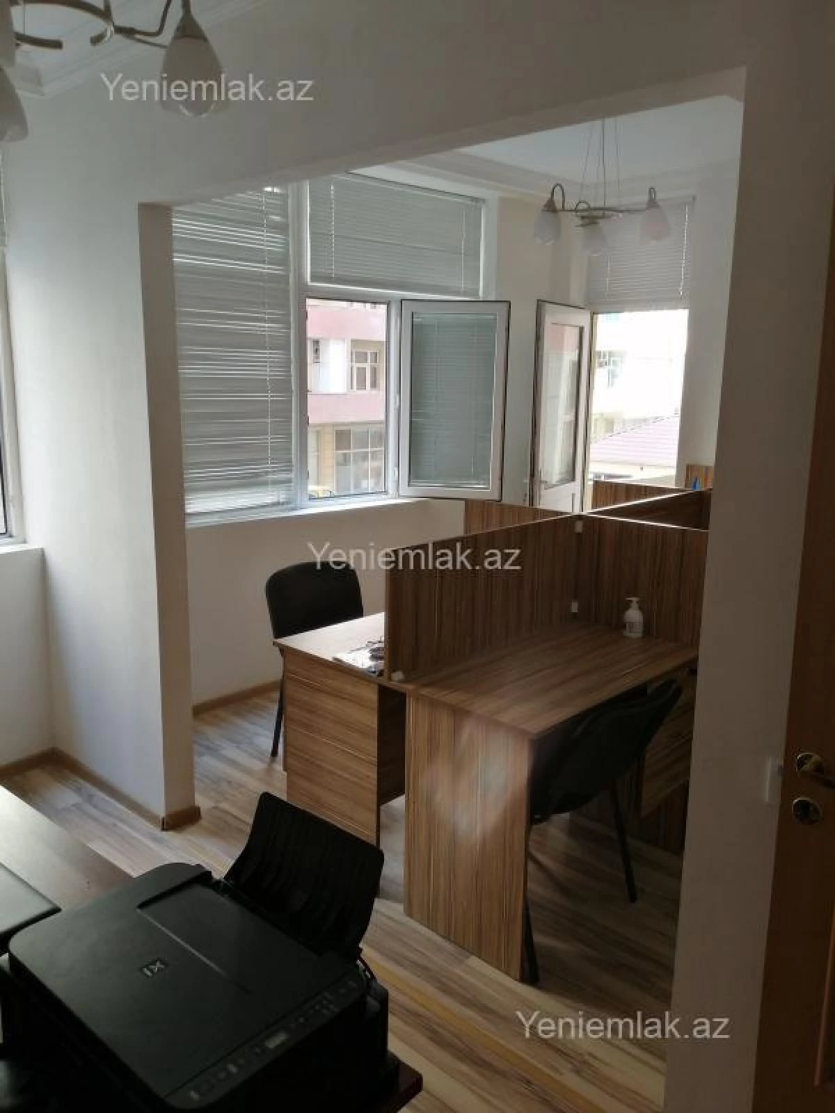 Satılır 6 otaqlı ofis 140 m²