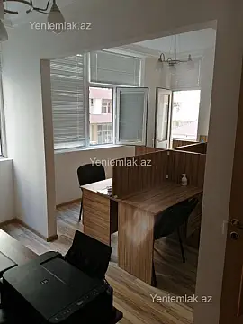 Satılır 6 otaqlı ofis 140 m²