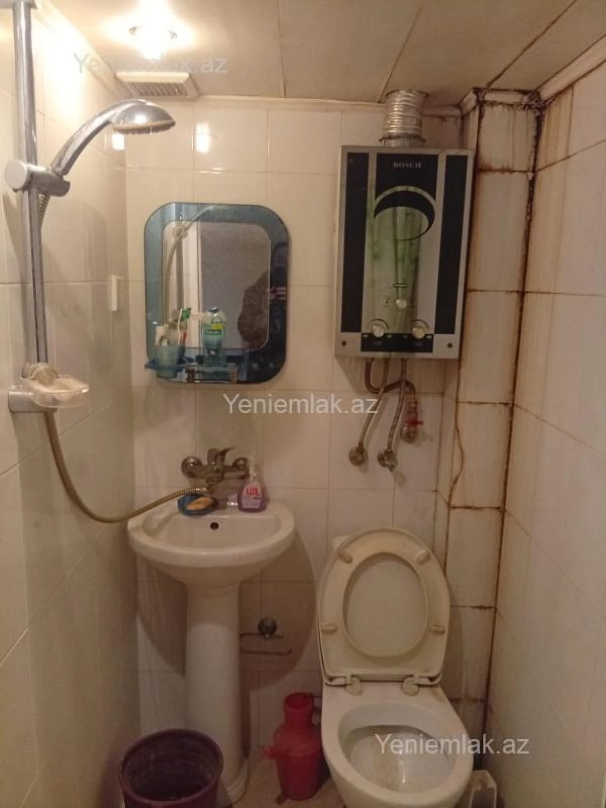 Satılır 2 otaqlı köhnə tikili 50 m²