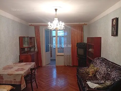 Satılır 2 otaqlı köhnə tikili 50 m²
