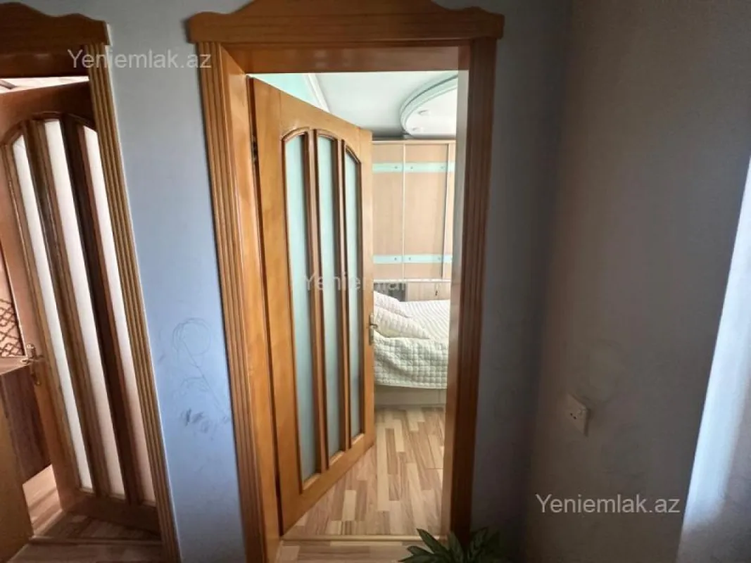 Satılır 3 otaqlı yeni tikili 80 m²