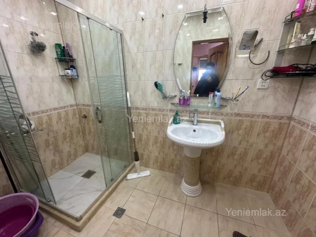 Satılır 3 otaqlı yeni tikili 80 m²