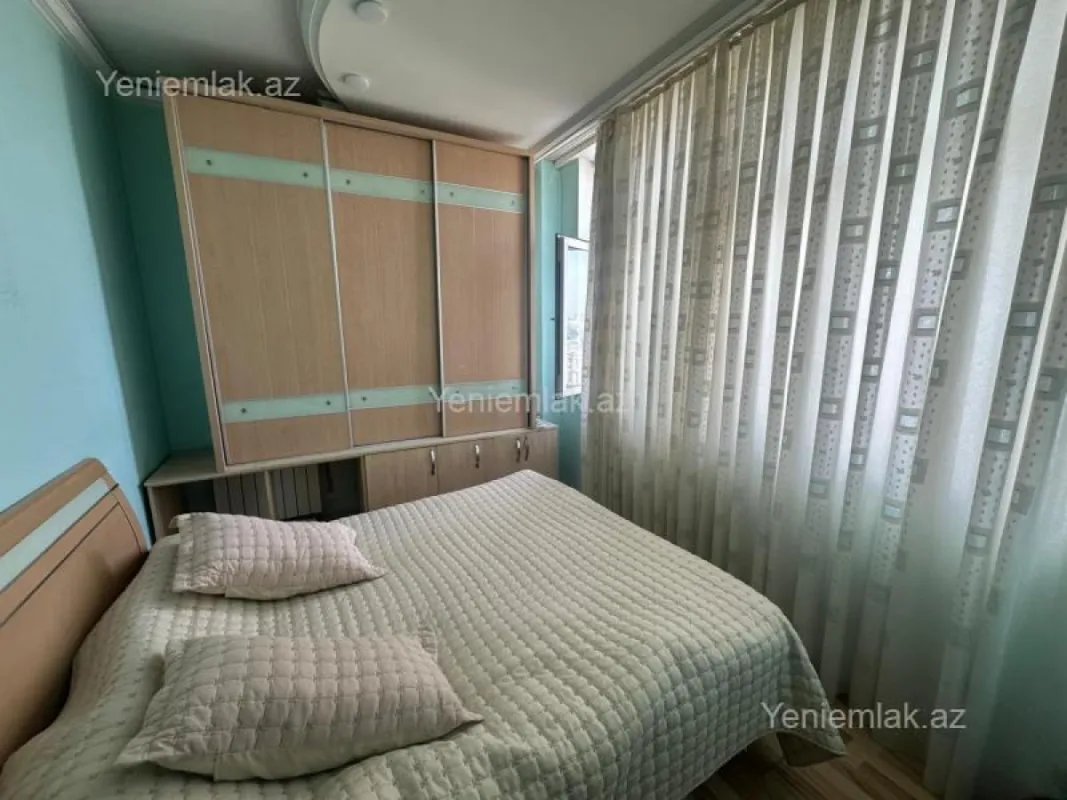 Satılır 3 otaqlı yeni tikili 80 m²