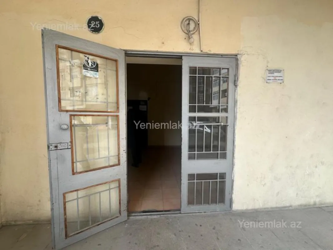 Satılır 3 otaqlı yeni tikili 80 m²